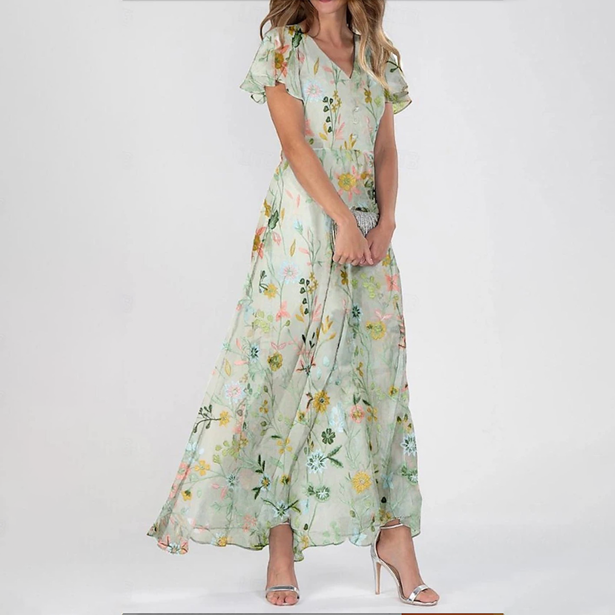 Distinctive V-Neck Short Sleeve Maxi Dress